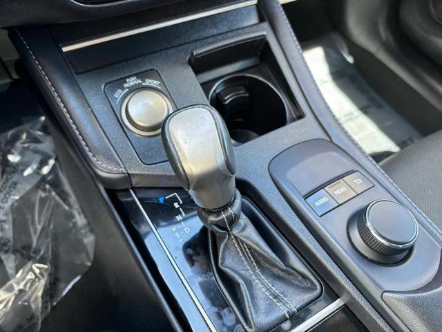 used 2017 Lexus ES 350 car, priced at $22,399