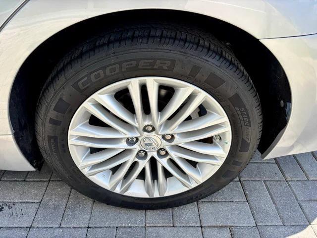 used 2017 Lexus ES 350 car, priced at $22,399