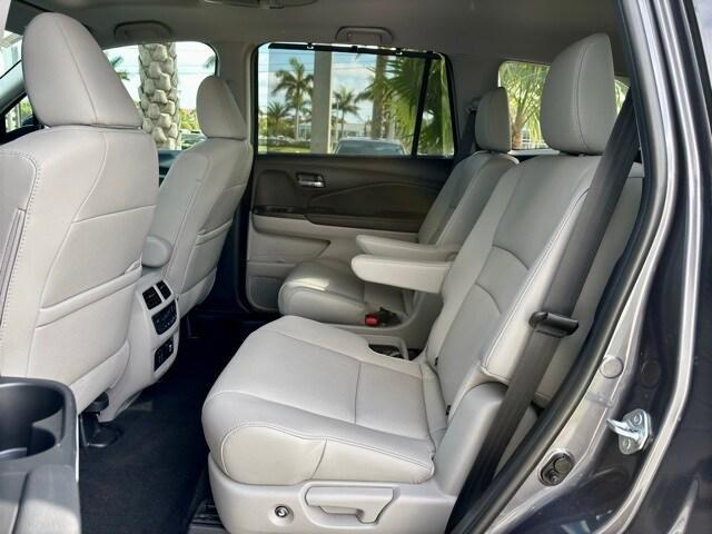 used 2022 Honda Pilot car, priced at $29,428