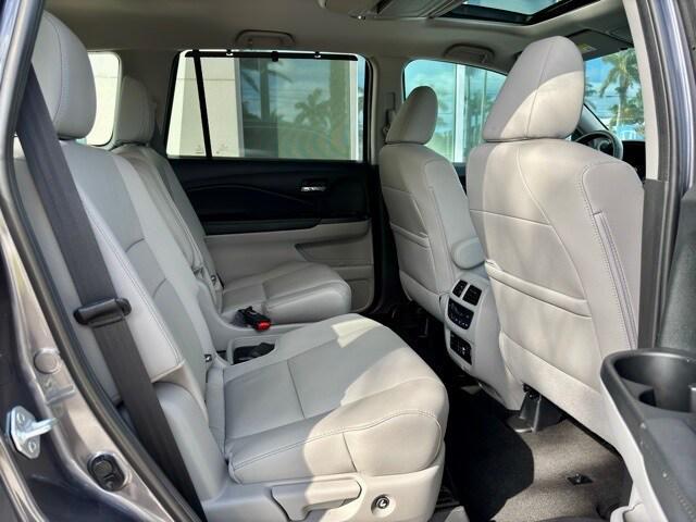 used 2022 Honda Pilot car, priced at $29,428