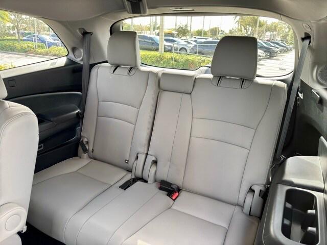 used 2022 Honda Pilot car, priced at $29,428