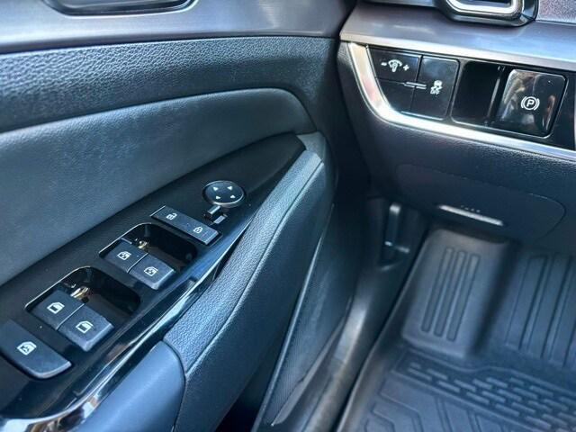 used 2025 Kia Sportage car, priced at $23,861