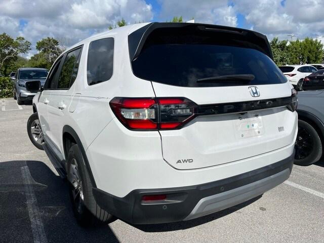 used 2023 Honda Pilot car, priced at $36,540