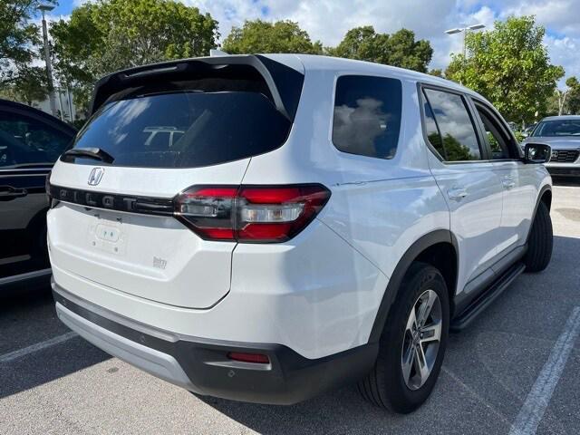 used 2023 Honda Pilot car, priced at $36,540