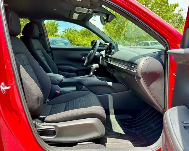 new 2025 Honda HR-V car, priced at $27,668