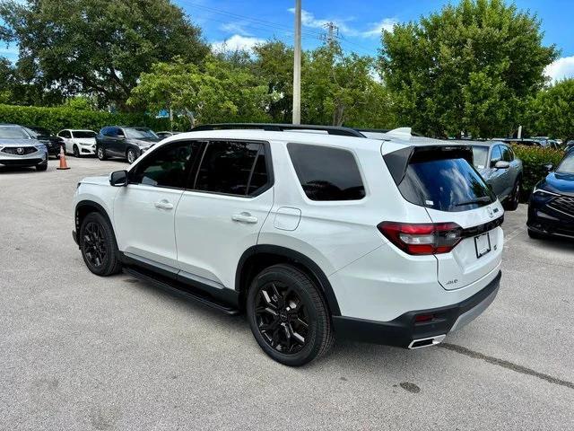 new 2025 Honda Pilot car, priced at $49,280