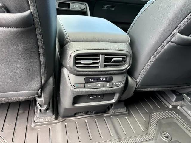 new 2025 Honda Pilot car, priced at $49,280