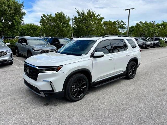 new 2025 Honda Pilot car, priced at $49,280