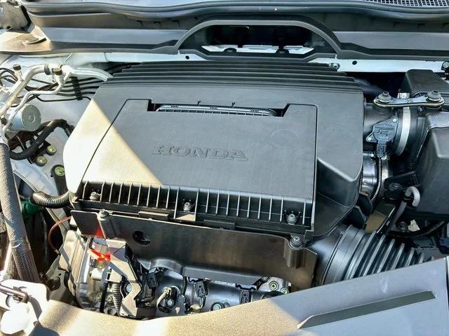 new 2025 Honda Pilot car, priced at $50,726