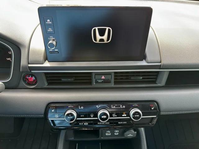 new 2025 Honda Pilot car, priced at $45,691