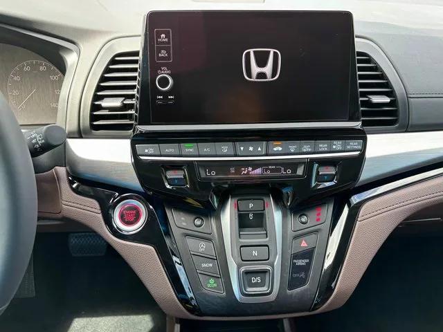 new 2026 Honda Odyssey car, priced at $45,869