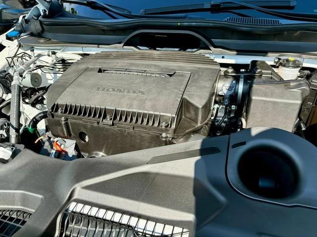 new 2025 Honda Pilot car, priced at $50,726