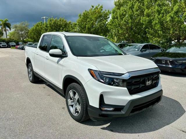 new 2024 Honda Ridgeline car, priced at $45,352