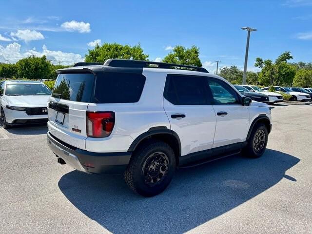 new 2026 Honda Passport car, priced at $55,555