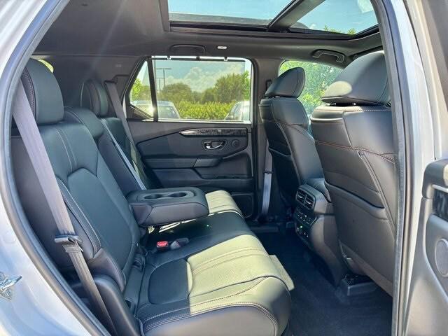 new 2026 Honda Passport car, priced at $55,555