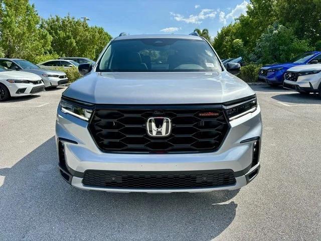 new 2025 Honda Pilot car, priced at $47,848