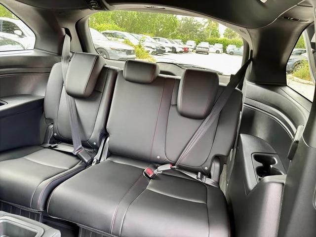 new 2025 Honda Odyssey car, priced at $42,659