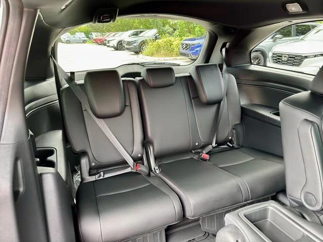 new 2025 Honda Odyssey car, priced at $42,659