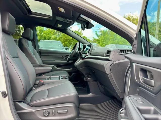 new 2025 Honda Odyssey car, priced at $42,659