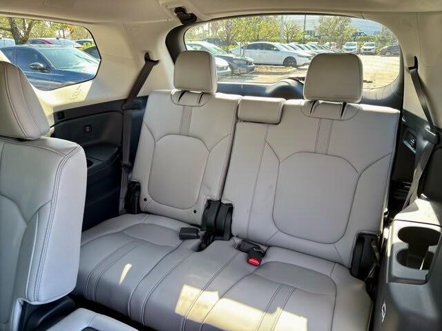 new 2025 Honda Pilot car, priced at $44,801