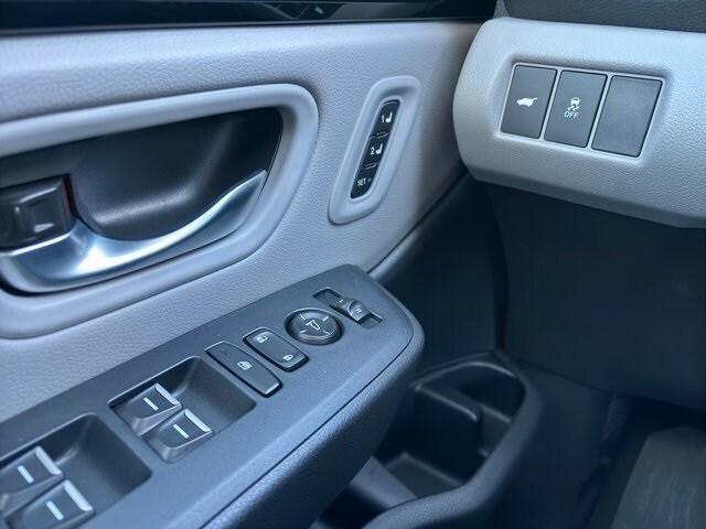 new 2025 Honda Pilot car, priced at $44,801