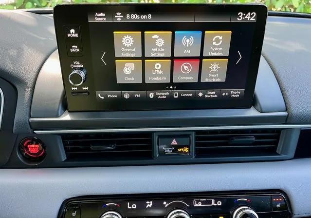 new 2025 Honda Pilot car, priced at $43,374