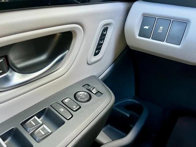 new 2025 Honda Pilot car, priced at $43,374