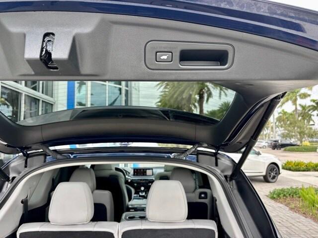 used 2023 Acura MDX car, priced at $37,666