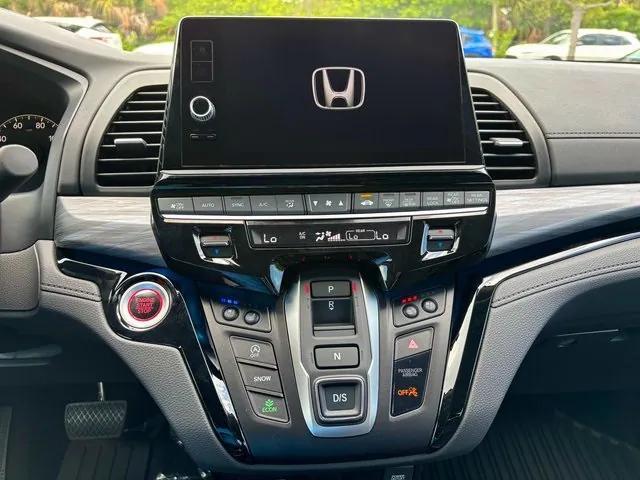 new 2026 Honda Odyssey car, priced at $49,496