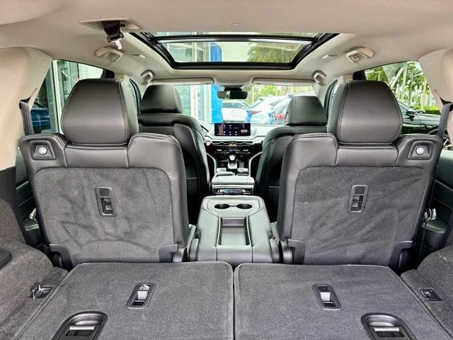 used 2024 Acura MDX car, priced at $38,513