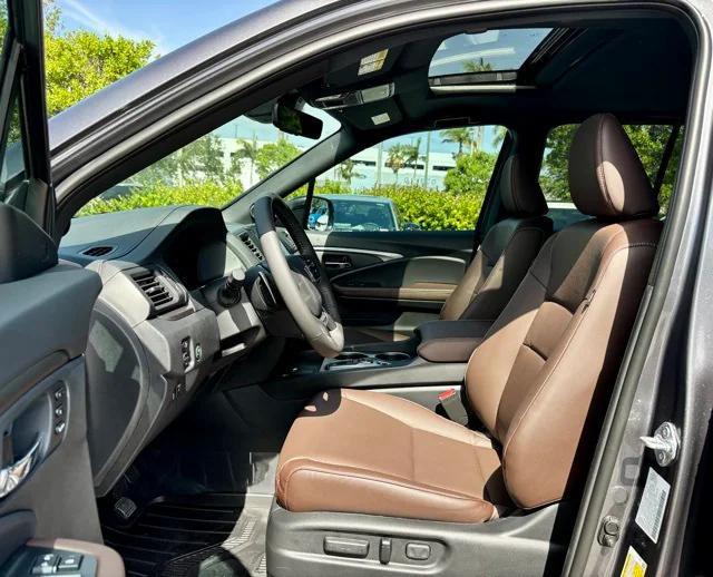 new 2025 Honda Ridgeline car, priced at $44,433