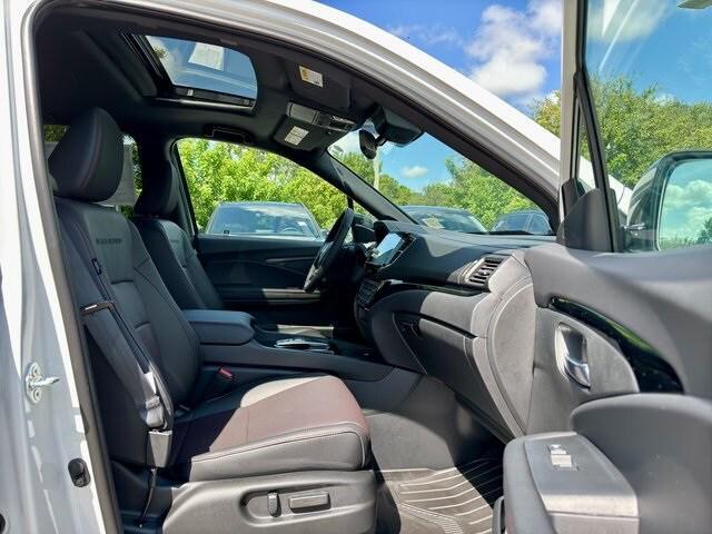 new 2025 Honda Ridgeline car, priced at $44,900