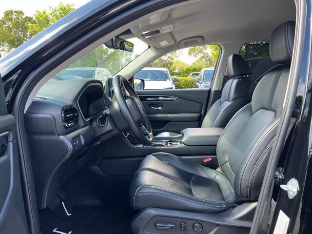 used 2023 Honda Pilot car, priced at $33,442