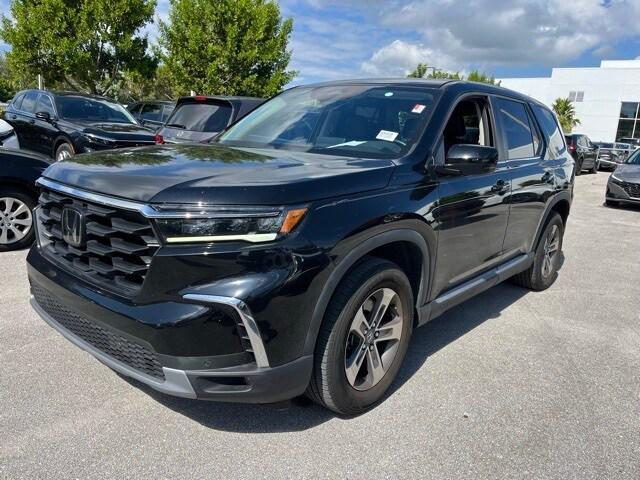 used 2023 Honda Pilot car, priced at $33,442