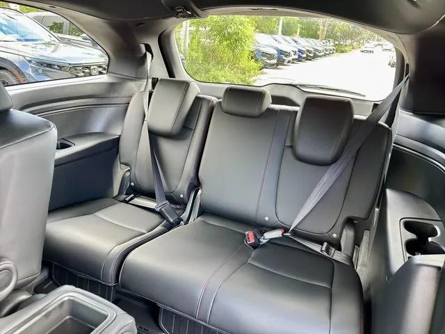 new 2025 Honda Odyssey car, priced at $41,895