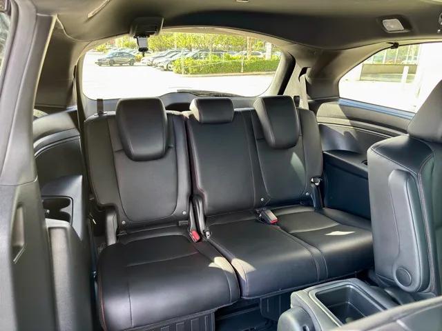 used 2023 Honda Odyssey car, priced at $32,910