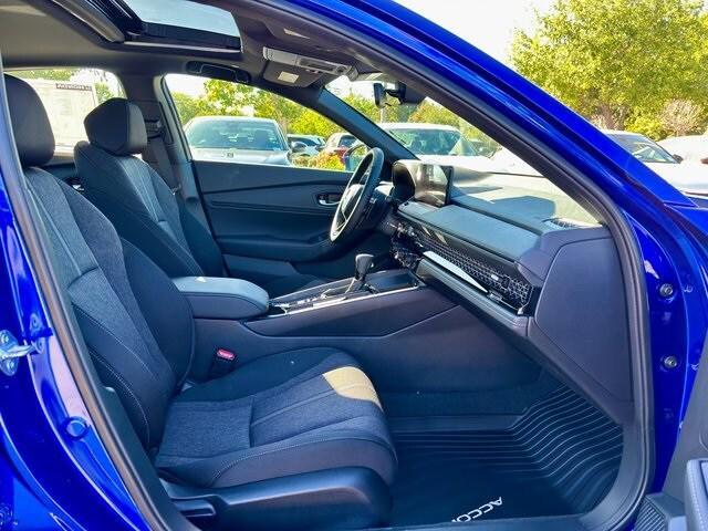 new 2025 Honda Accord Hybrid car, priced at $33,734