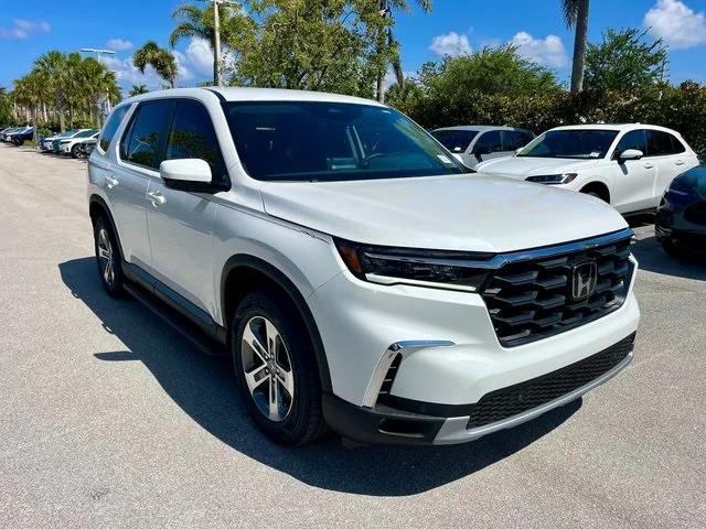 new 2025 Honda Pilot car, priced at $43,153