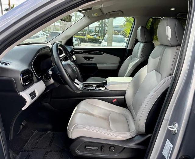 used 2023 Honda Pilot car, priced at $33,982
