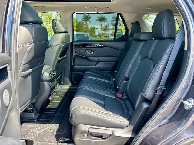 new 2025 Honda Pilot car, priced at $47,141