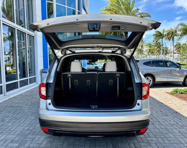 used 2022 Honda Pilot car, priced at $28,867