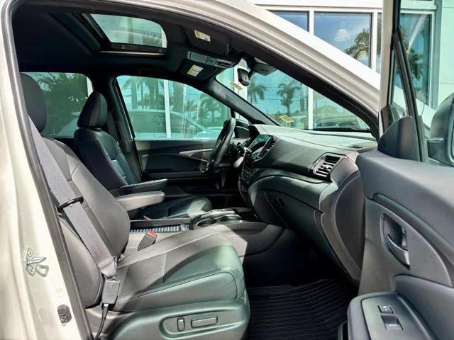 used 2022 Honda Passport car, priced at $26,281