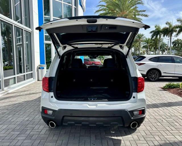 used 2022 Honda Passport car, priced at $26,281