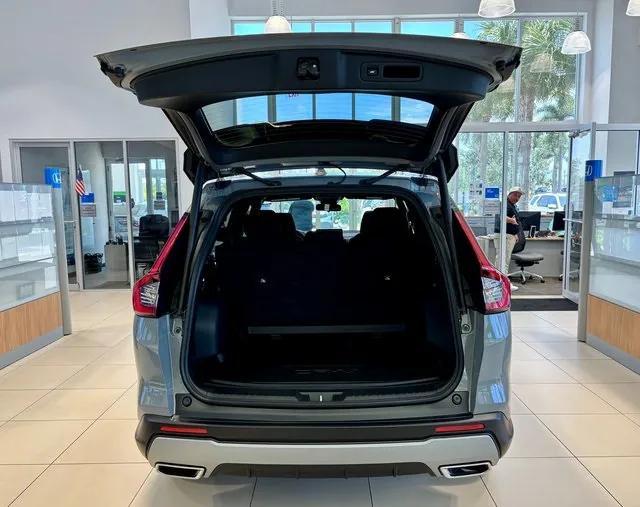 new 2026 Honda CR-V Hybrid car, priced at $40,705
