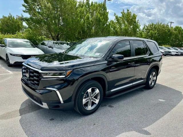 new 2025 Honda Pilot car, priced at $45,617