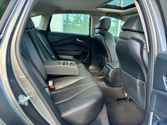 used 2025 Acura TLX car, priced at $35,903