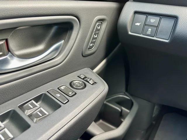 new 2025 Honda Pilot car, priced at $52,106