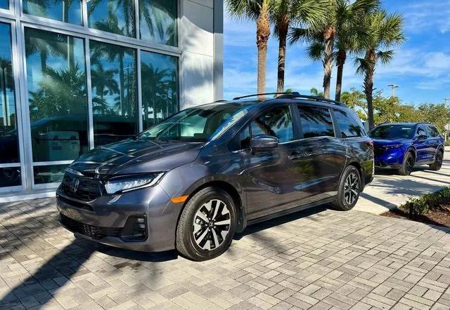 new 2025 Honda Odyssey car, priced at $41,990