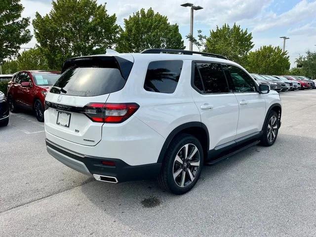 new 2025 Honda Pilot car, priced at $45,664