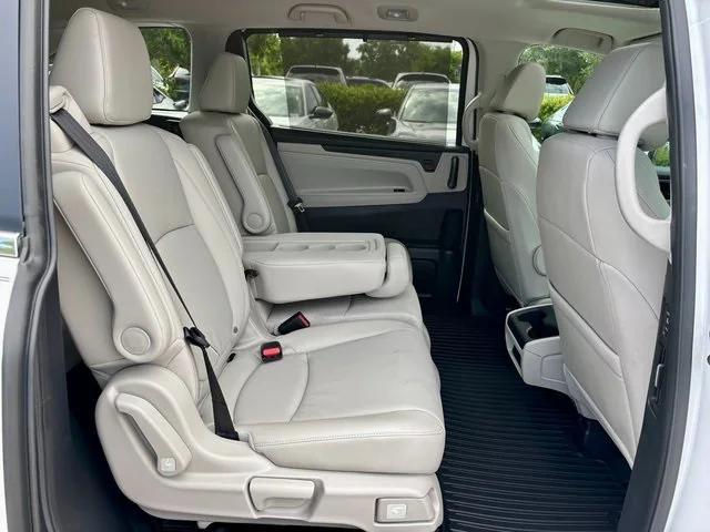 new 2026 Honda Odyssey car, priced at $43,165